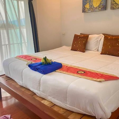 Tara Raft Hotel Kanchanaburi Buitenkant foto