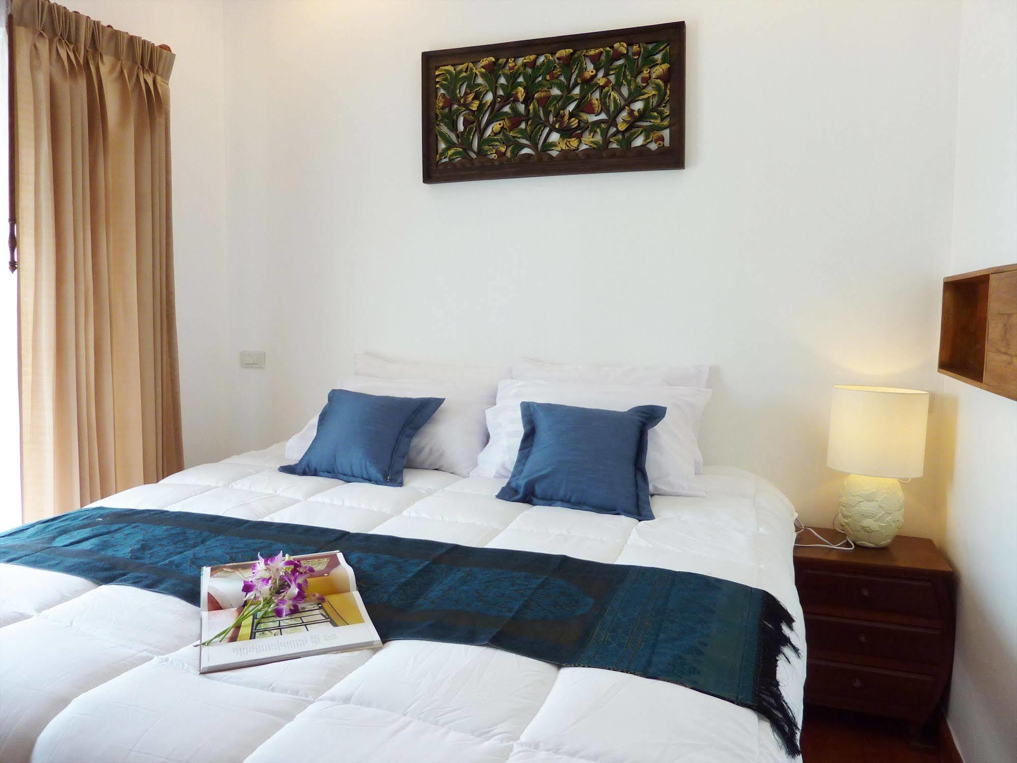Tara Raft Hotel Kanchanaburi Buitenkant foto